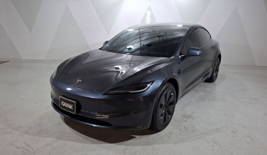 Tesla Model 3 BEV RWD AUTO Sedan 2025