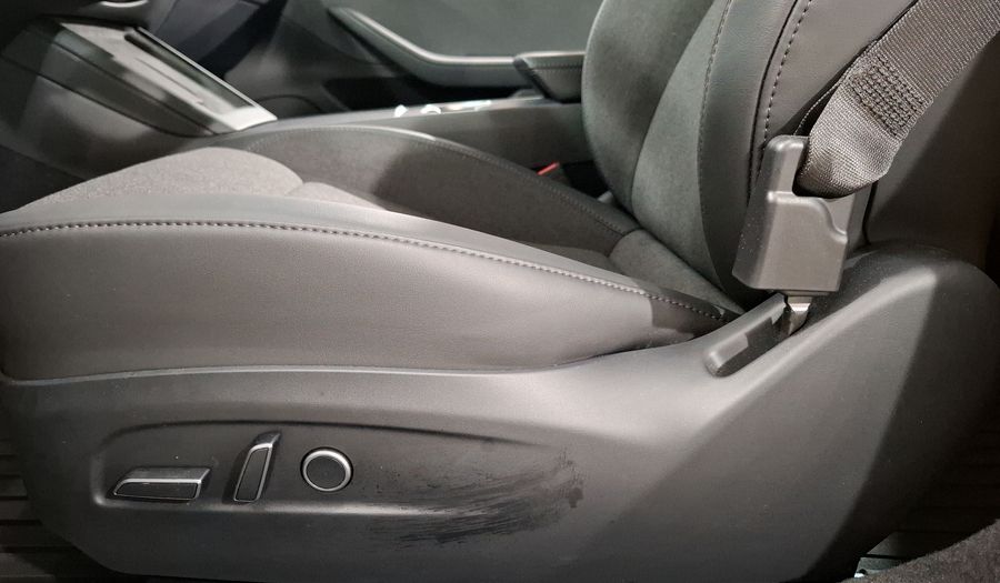 Tesla Model 3 BEV RWD AUTO Sedan 2025