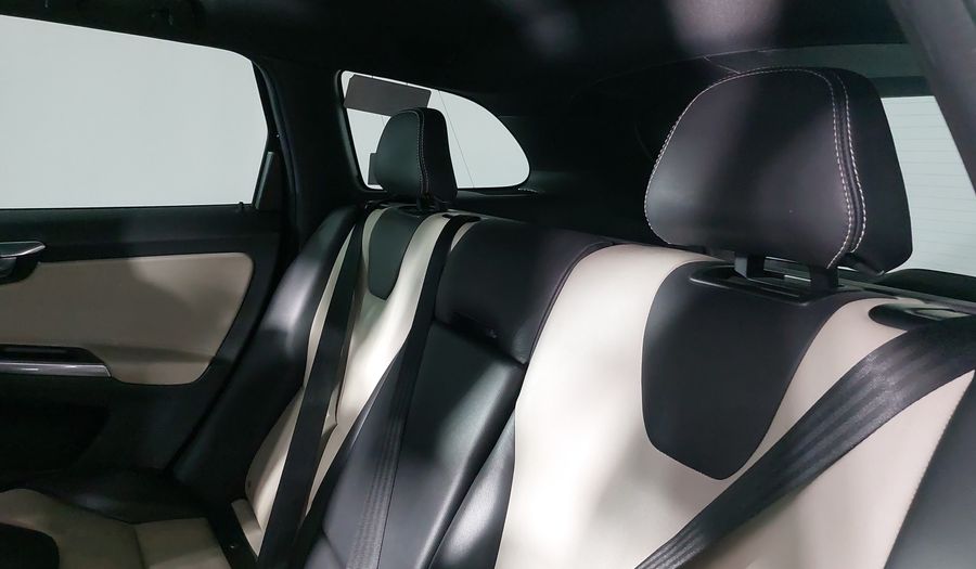 Volvo Xc60 2.0 INSPIRATION T5 AT Suv 2015