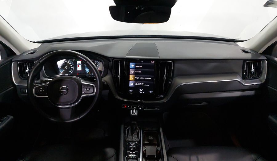 Volvo Xc60 2.0 T5 MOMENTUM AUTO AWD Suv 2021