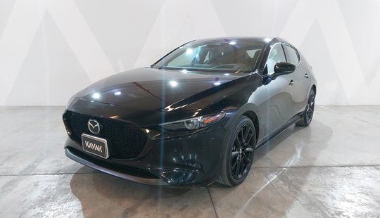Mazda • Mazda 3