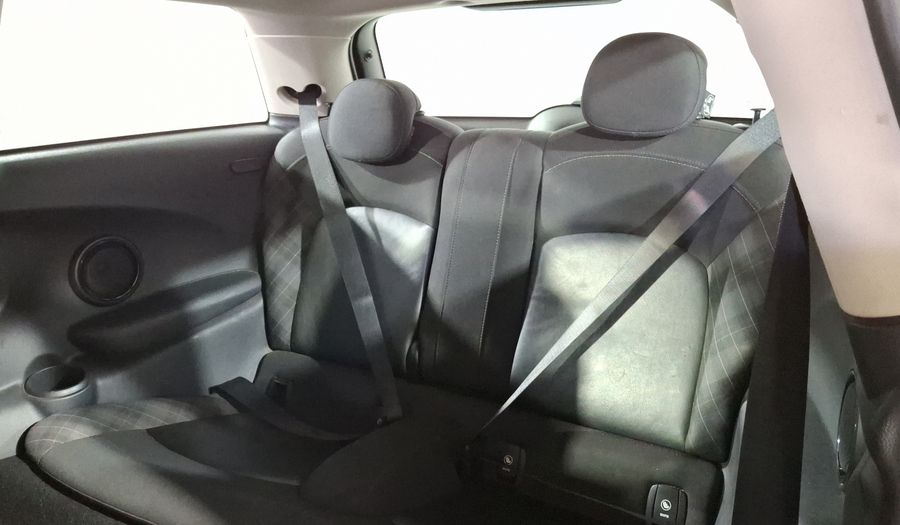 Mini Cooper 1.5 COOPER CHILI Hatchback 2016