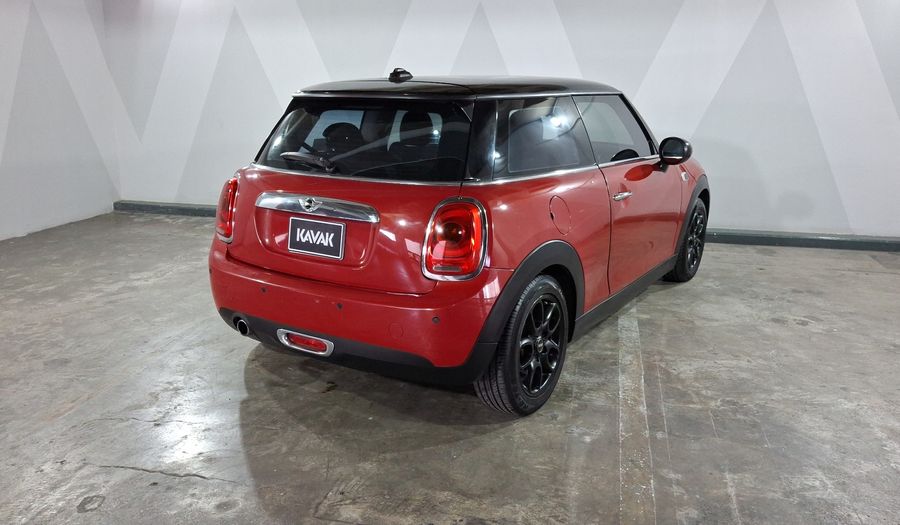 Mini Cooper 1.5 COOPER CHILI Hatchback 2016