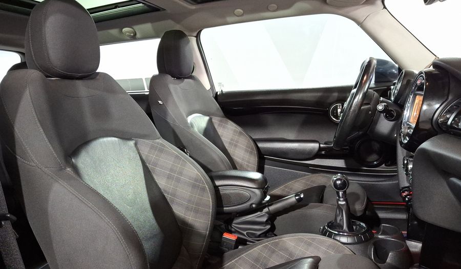 Mini Cooper 1.5 COOPER CHILI Hatchback 2016