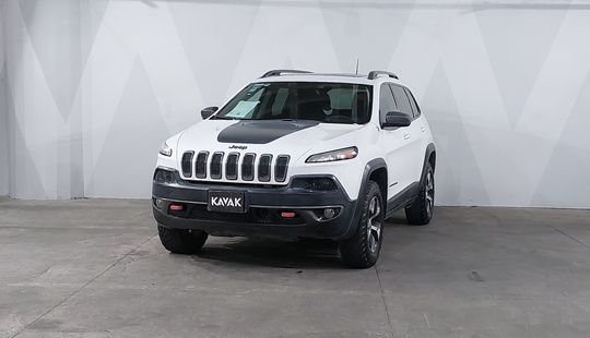 Jeep • Cherokee