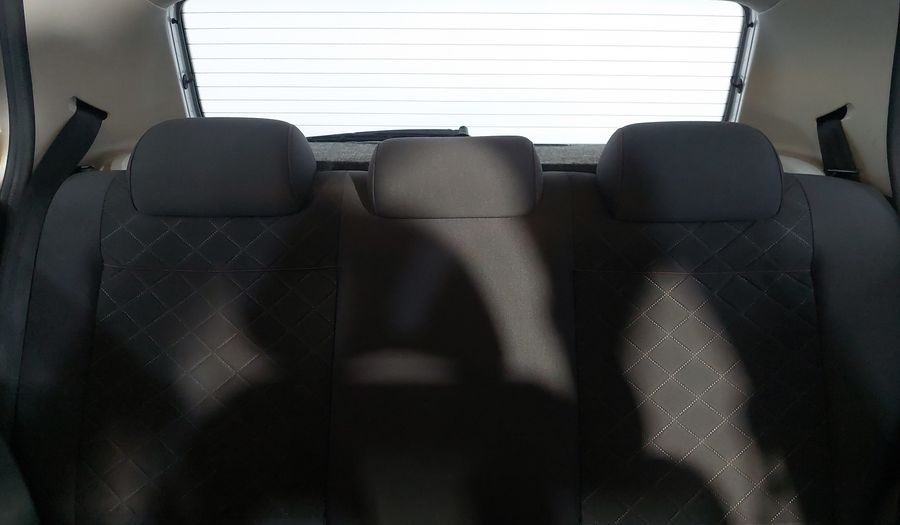 Volkswagen Fox MI HIGHLINE Hatchback 2014