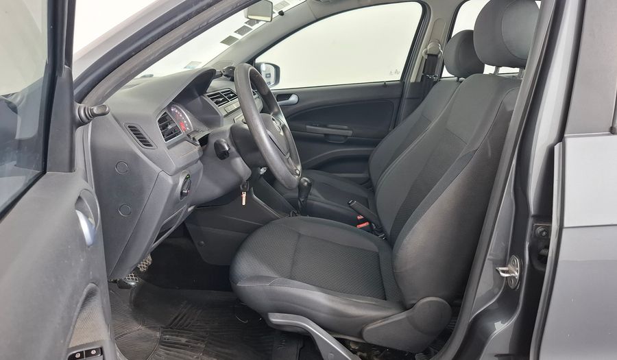 Volkswagen Voyage 1.6 TRENDLINE Sedan 2018