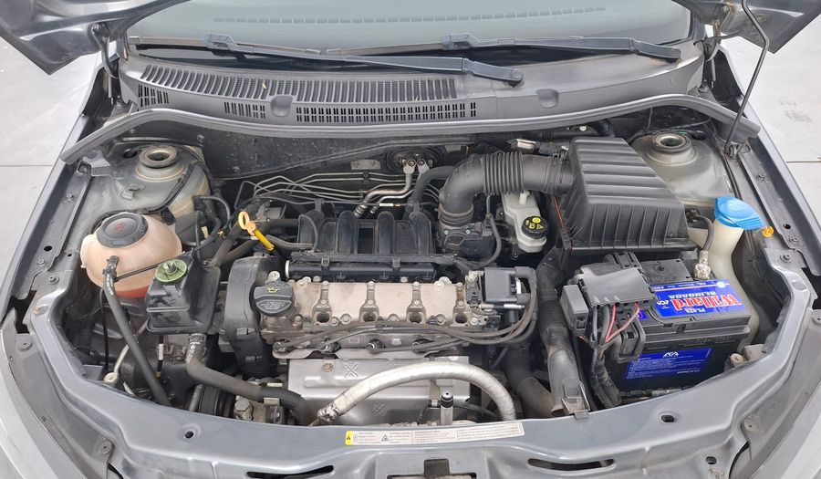Volkswagen Voyage 1.6 TRENDLINE Sedan 2018