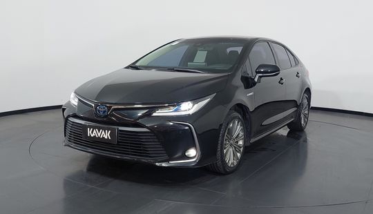 Toyota • Corolla