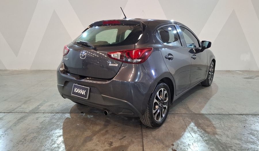 Mazda 2 1.5 I GRAND TOURING TA Hatchback 2016