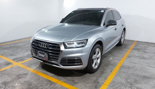 Audi • Q5