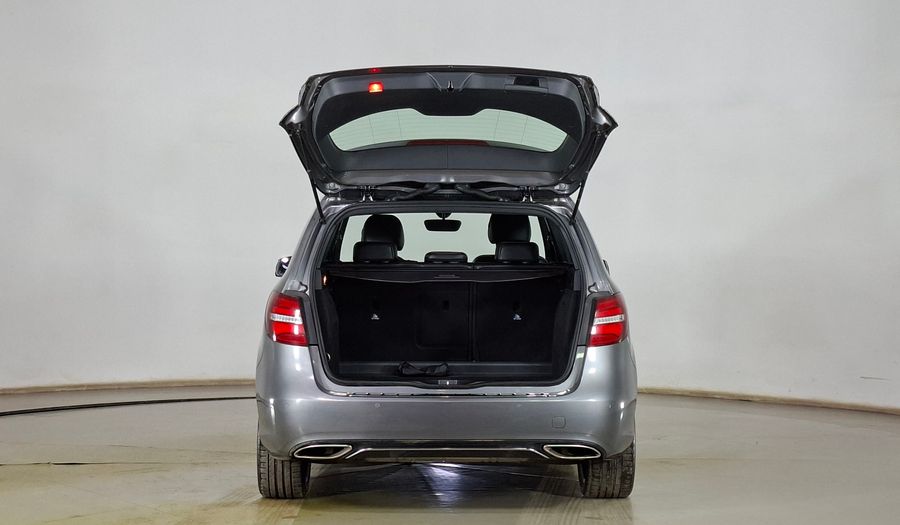 Mercedes Benz Clase B 1.6 200 URBAN Minivan 2019