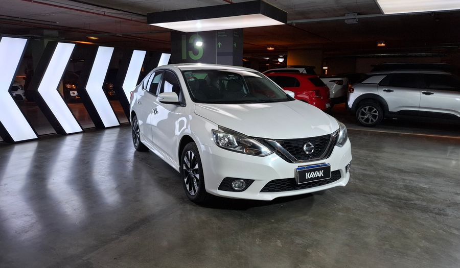 Nissan Sentra 1.8 SR AUTO Sedan 2018