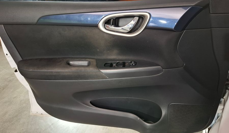 Nissan Sentra 1.8 SR AUTO Sedan 2018