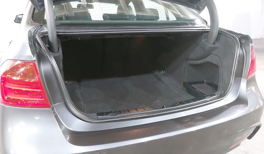 Bmw Serie 3 2.0 328IA M SPORT Sedan 2014