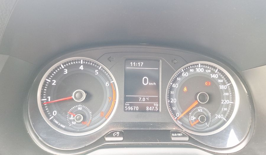 Volkswagen Gol 1.6 HIGHLINE Hatchback 2021