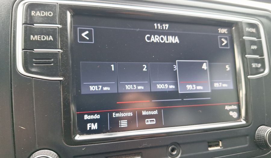 Volkswagen Gol 1.6 HIGHLINE Hatchback 2021
