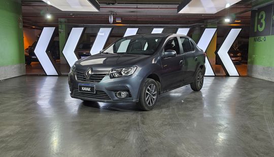 Renault • Logan