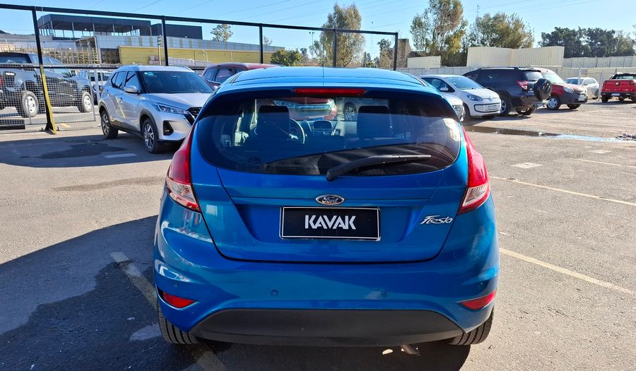 Ford Fiesta Kinetic Design 1.6 SE Hatchback 2017