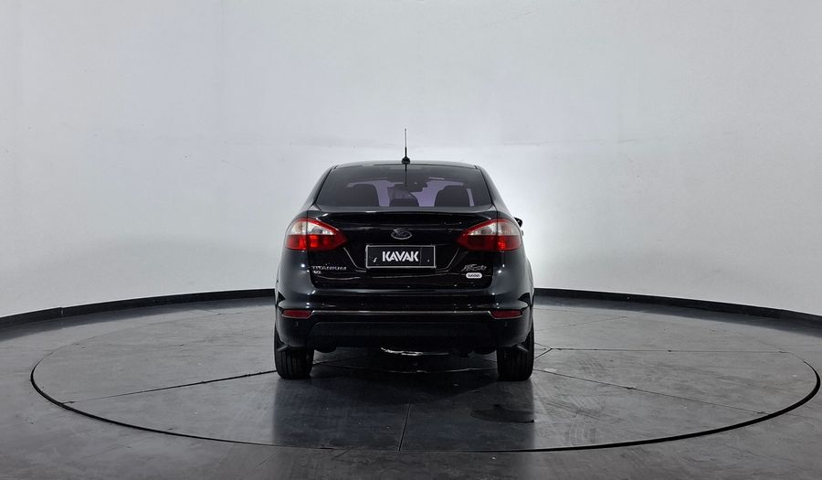 Ford Fiesta Kinetic Design 1.6 TITANIUM Sedan 2014
