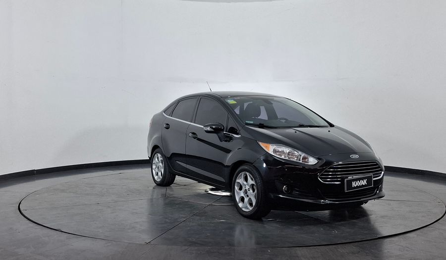 Ford Fiesta Kinetic Design 1.6 TITANIUM Sedan 2014