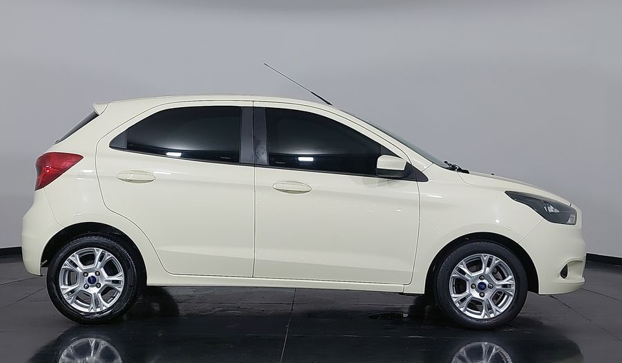 Ford Ka SIGMA SEL Hatchback 2015