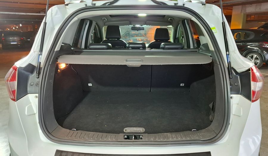 Ford Kuga 2.5T TITANIUM AT 4X4 Suv 2011