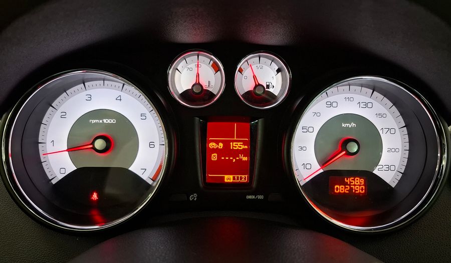 Peugeot 408 2.0 16V ALLURE+ Sedan 2013