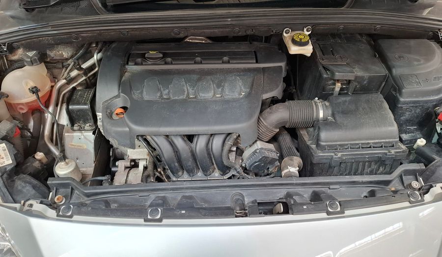 Peugeot 408 2.0 16V ALLURE+ Sedan 2013