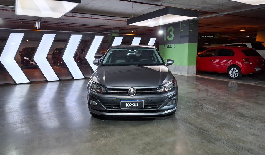 Volkswagen Virtus 1.6 MSI HIGHLINE Sedan 2018
