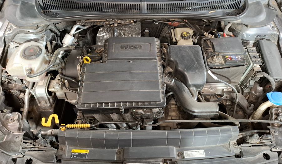 Volkswagen Virtus 1.6 MSI HIGHLINE Sedan 2018