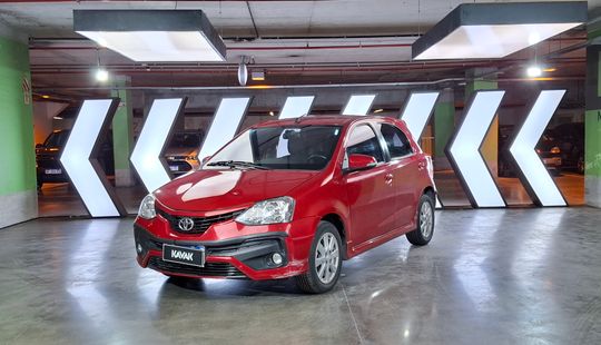 Toyota • Etios