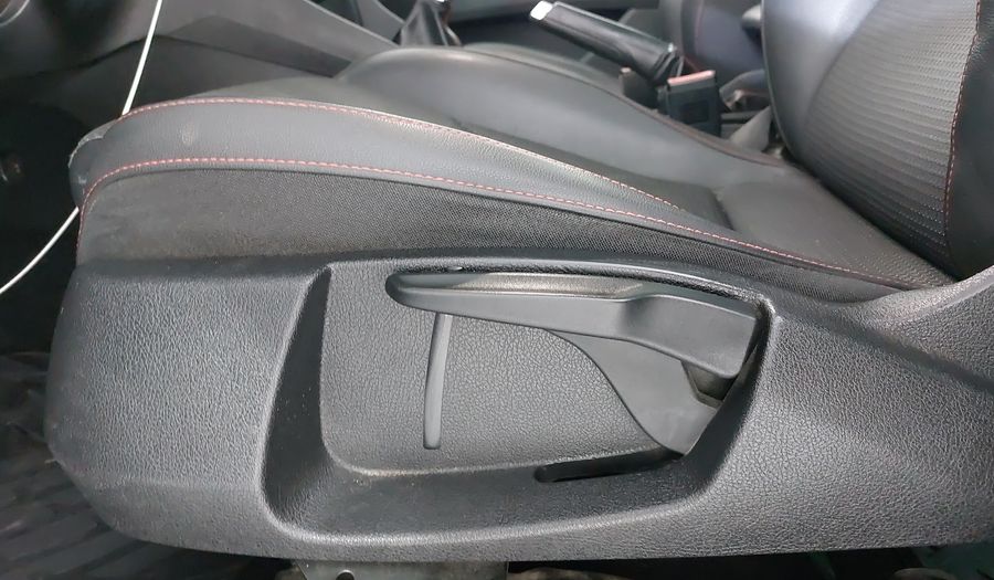 Seat Leon 1.4 FR MT 15 ANIVERSARIO Hatchback 2016