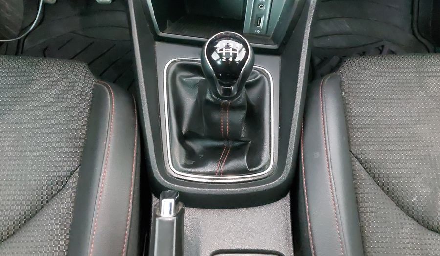 Seat Leon 1.4 FR MT 15 ANIVERSARIO Hatchback 2016