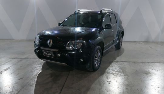 Renault • Duster