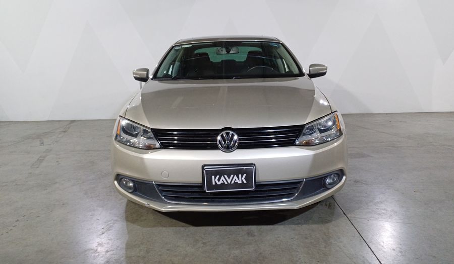 Volkswagen Jetta 2.5 SPORT PAQ WELTRADIO TECHO TIPTRONIC Sedan 2014