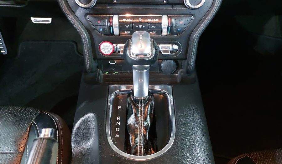 Ford Mustang 5.0 GT PREMIUM FASTBACK V8 TA Coupe 2015