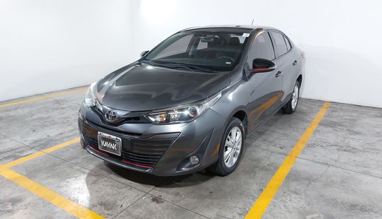 Toyota • Yaris
