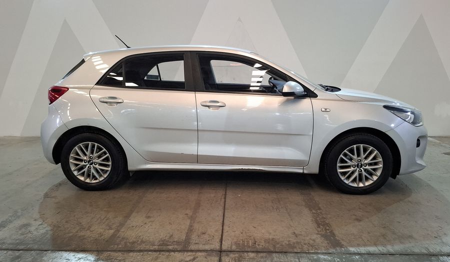 Kia Rio 1.6 LX Hatchback 2018