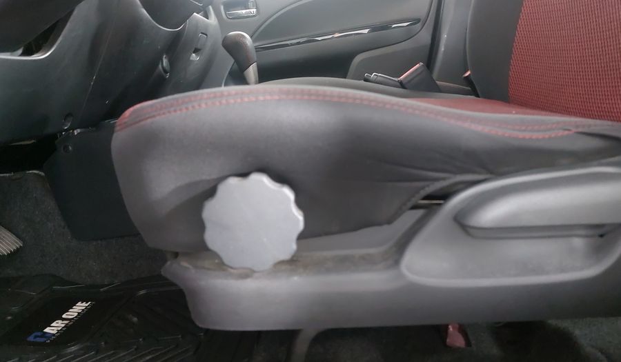 Mitsubishi Mirage 1.2 GLS CVT Sedan 2019