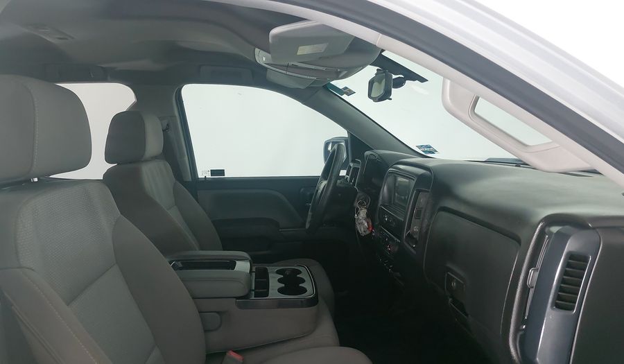 Chevrolet Silverado 2500 5.3 LS CAB EXT A AUTO Pickup 2018