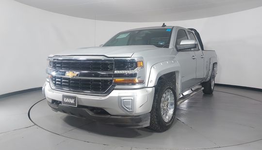 Chevrolet • Silverado 2500