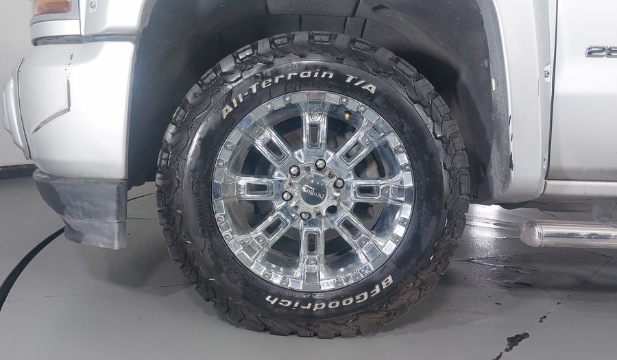 Chevrolet Silverado 2500 5.3 LS CAB EXT A AUTO Pickup 2018