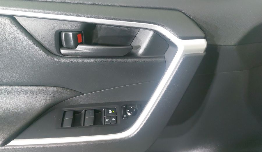Toyota Rav4 2.5 LE AUTO Suv 2020