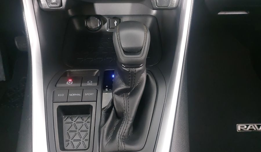 Toyota Rav4 2.5 LE AUTO Suv 2020