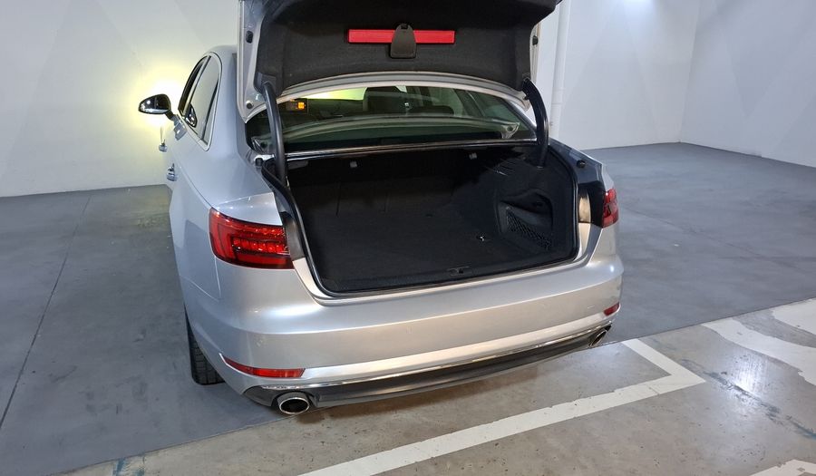 Audi A4 2.0 TFSI ELITE S-TRONIC QUATTRO Sedan 2017
