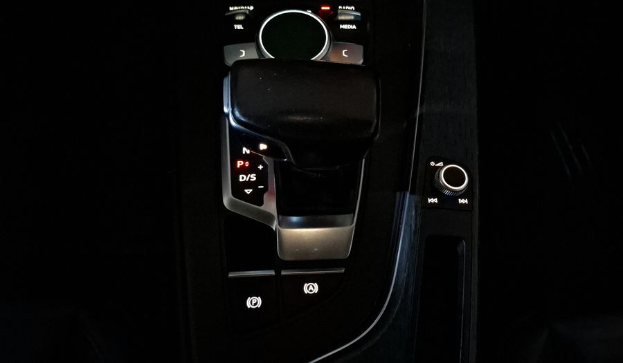Audi A4 2.0 TFSI ELITE S-TRONIC QUATTRO Sedan 2017