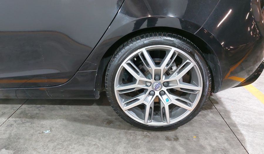 Volvo V40 2.0 R-DESIGN T5 Hatchback 2017