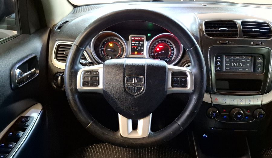 Dodge Journey 2.4 SE 7 PASAJEROS Suv 2017
