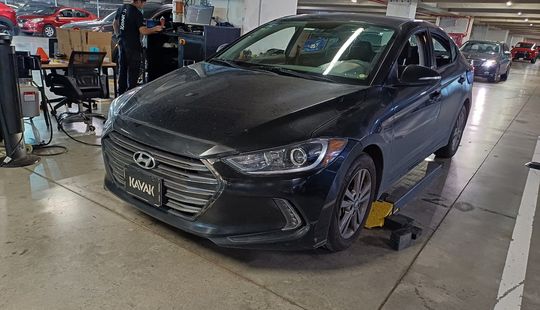 Hyundai • Elantra